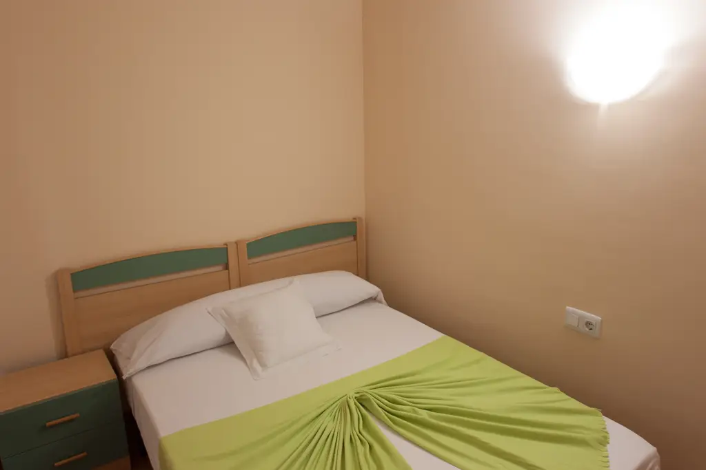 Apartamento Cabriel habitación matrimonio - Apartamentos Guadalaviar